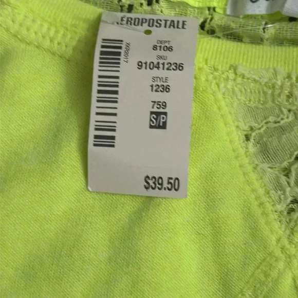 Aeropostale T-shirt for Women - Picture 3 of 3